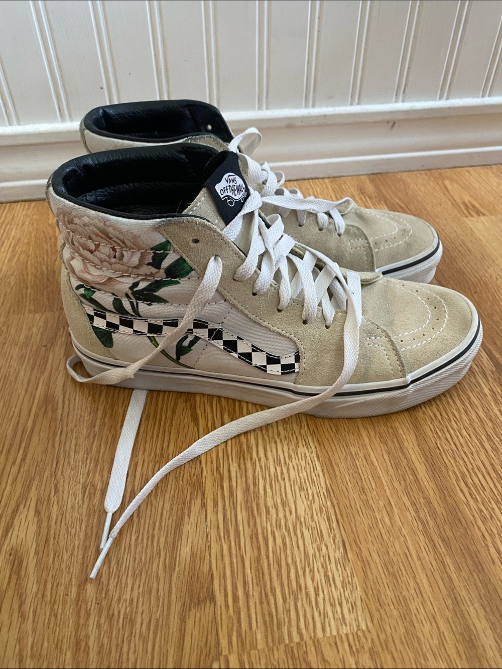 Vans Sk8-Hi Beige Suede High-Top Sneakers with Checker and Floral Detail